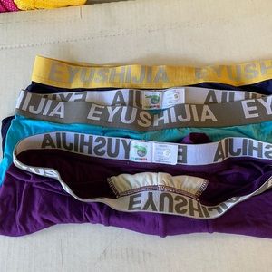 New men's underwear size S very comfortable